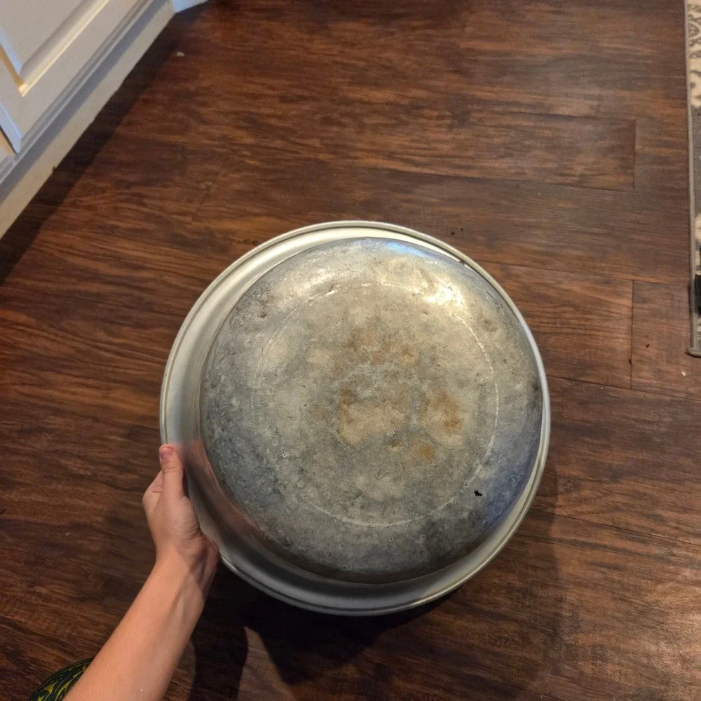 Vintage Large Aluminum Wash Basin Round Metal Farmhouse Tub 15.5 Inch